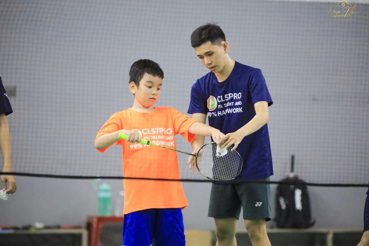 Các kỹ thuật cơ bản cầu lông quận 12
